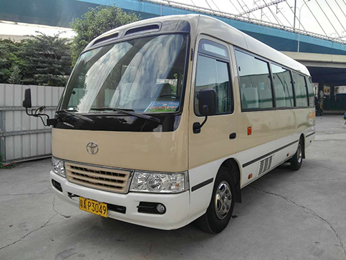 佛山租中巴車(chē)